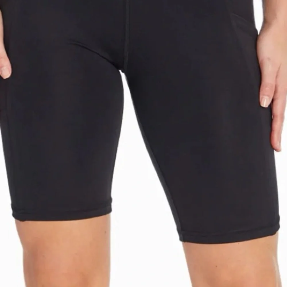 NEW Marika Brenda Side Pocket Tummy Control Bermuda Shorts 9” in Black